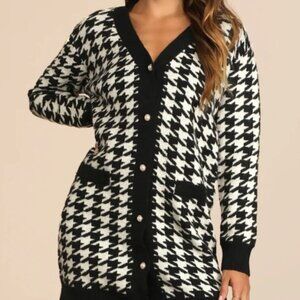 Lulu's Monochrome Houndstooth Knit Cardigan